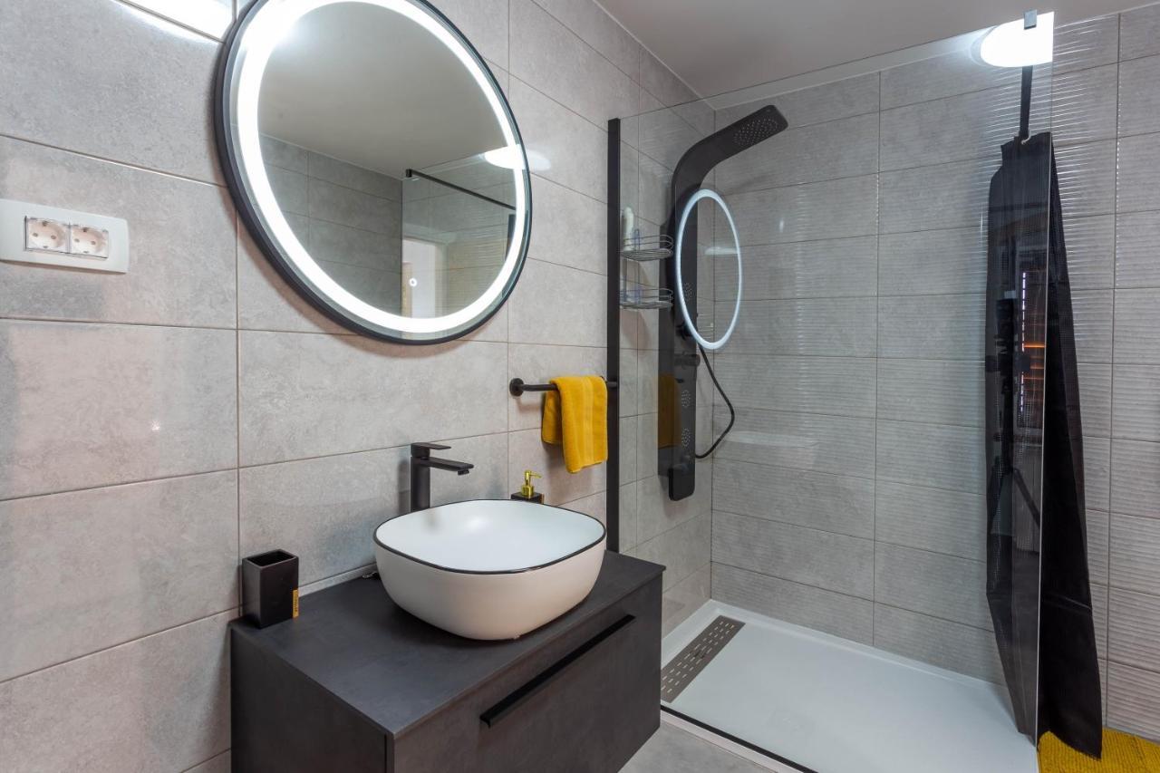 Deluxe Dreamy Room In The Center Of Hvar With Sea View Hvar Town Exterior foto